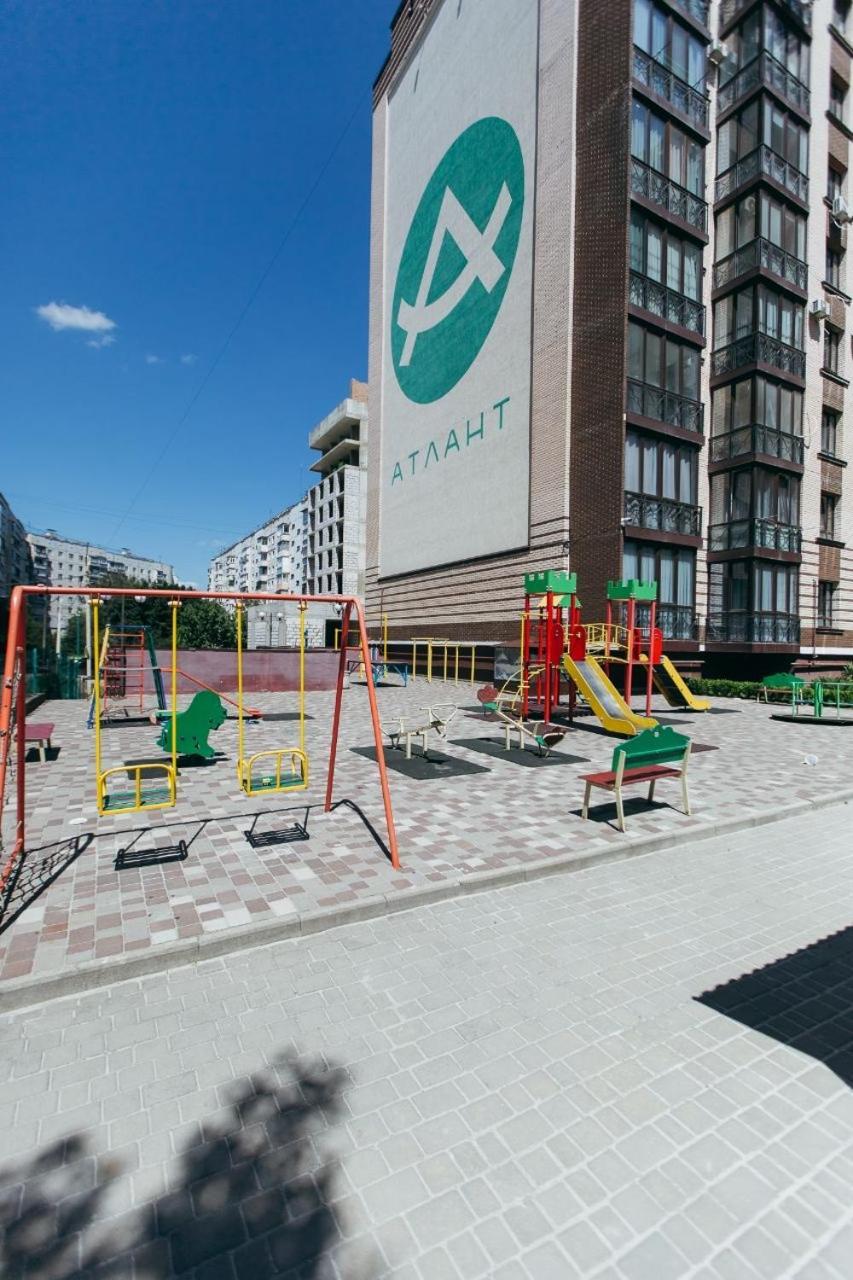 צ'רנוביץ Atlant Luxury Family Apart Поряд З Тц Депот, Безконтактне Заселення מראה חיצוני תמונה