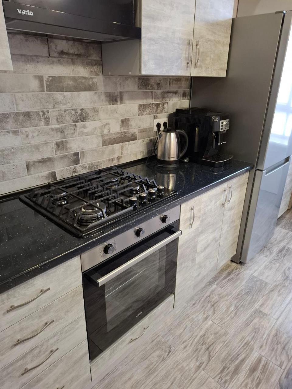 צ'רנוביץ Atlant Luxury Family Apart Поряд З Тц Депот, Безконтактне Заселення מראה חיצוני תמונה